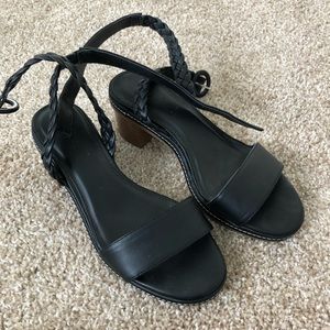Splendid Scarlet Black Leather Block Heel Sandals